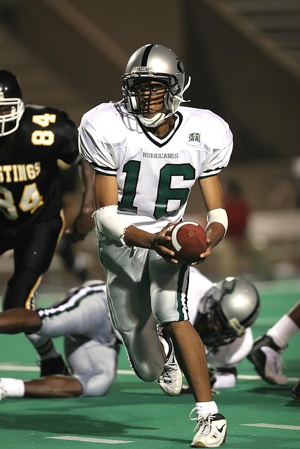 许多球迷和 许多球迷和