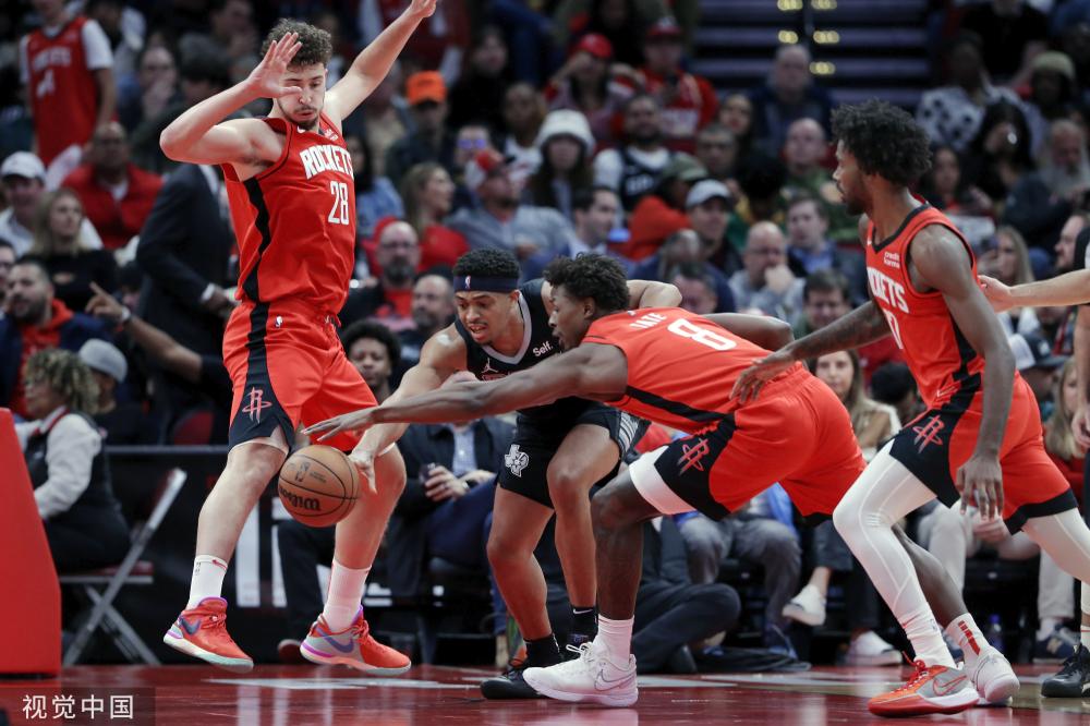 在为季后赛 在为季后赛